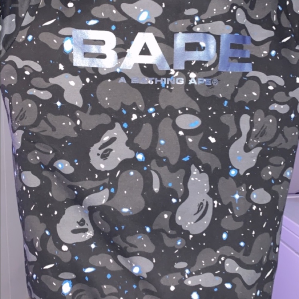 BAPE sweater XLL ( fits us XL)